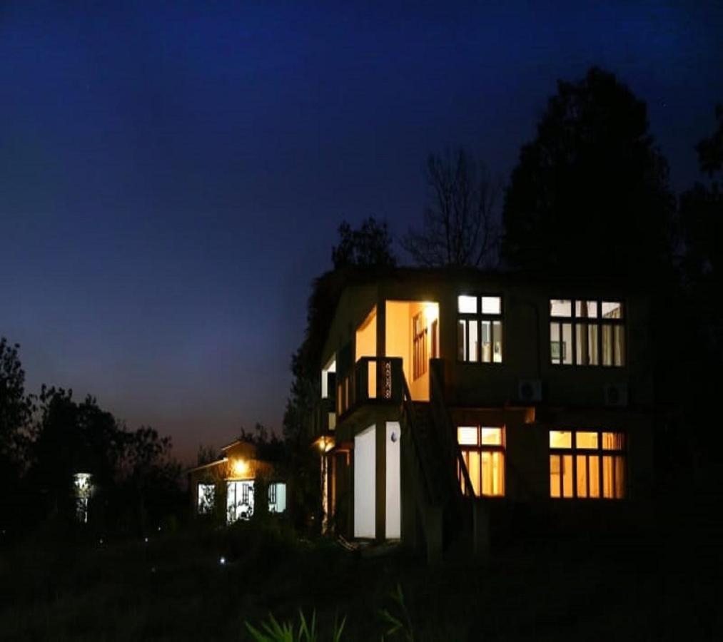 卡哈乡村艾克度假酒店 Kānha 外观 照片
